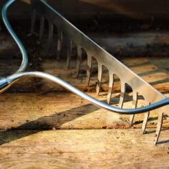 Kent & Stowe Stainless Steel Long Handled Soil Rake -Quality Garden Care Store 1031059 5