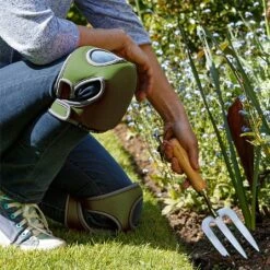 Burgon & Ball Moss Kneelo® Knee Pads -Quality Garden Care Store 1171507 3