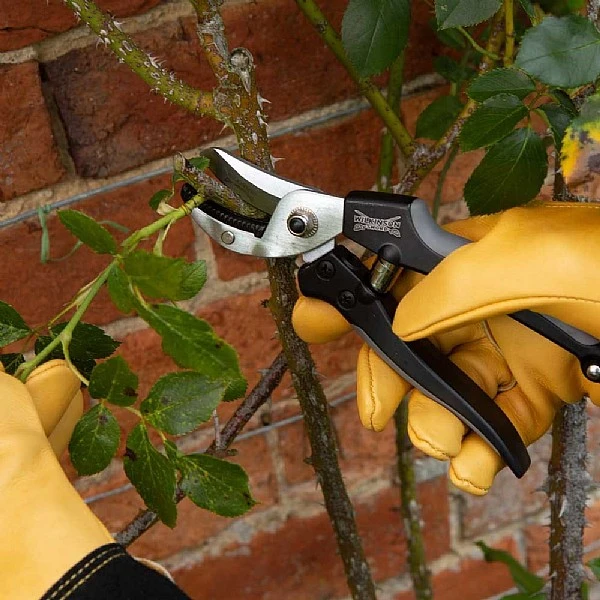 Wilkinson Sword Aluminium Anvil Pruners 2 Wilkinson Sword Aluminium Anvil Pruners - Image 2