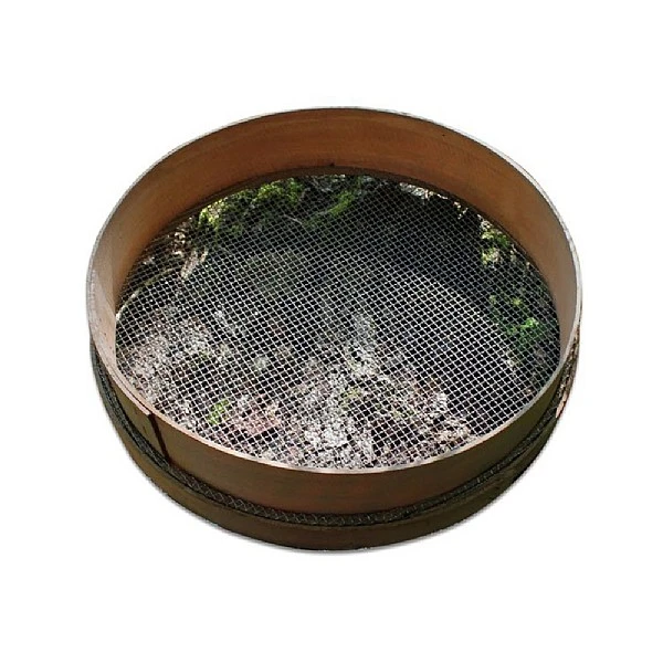 Greenkey Traditional Wooden Riddle 7mm Mesh 1 Greenkey Traditional Wooden Riddle 7mm Mesh