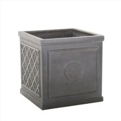 Woodlodge Regal Heritage Planter